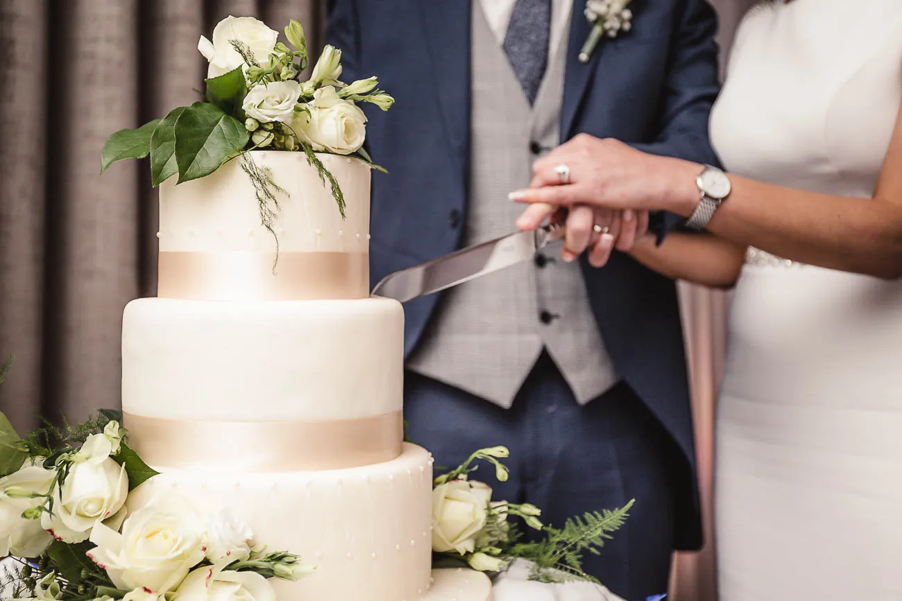 Castleknock Hotel Wedding | D+R | Holst Photography Ireland